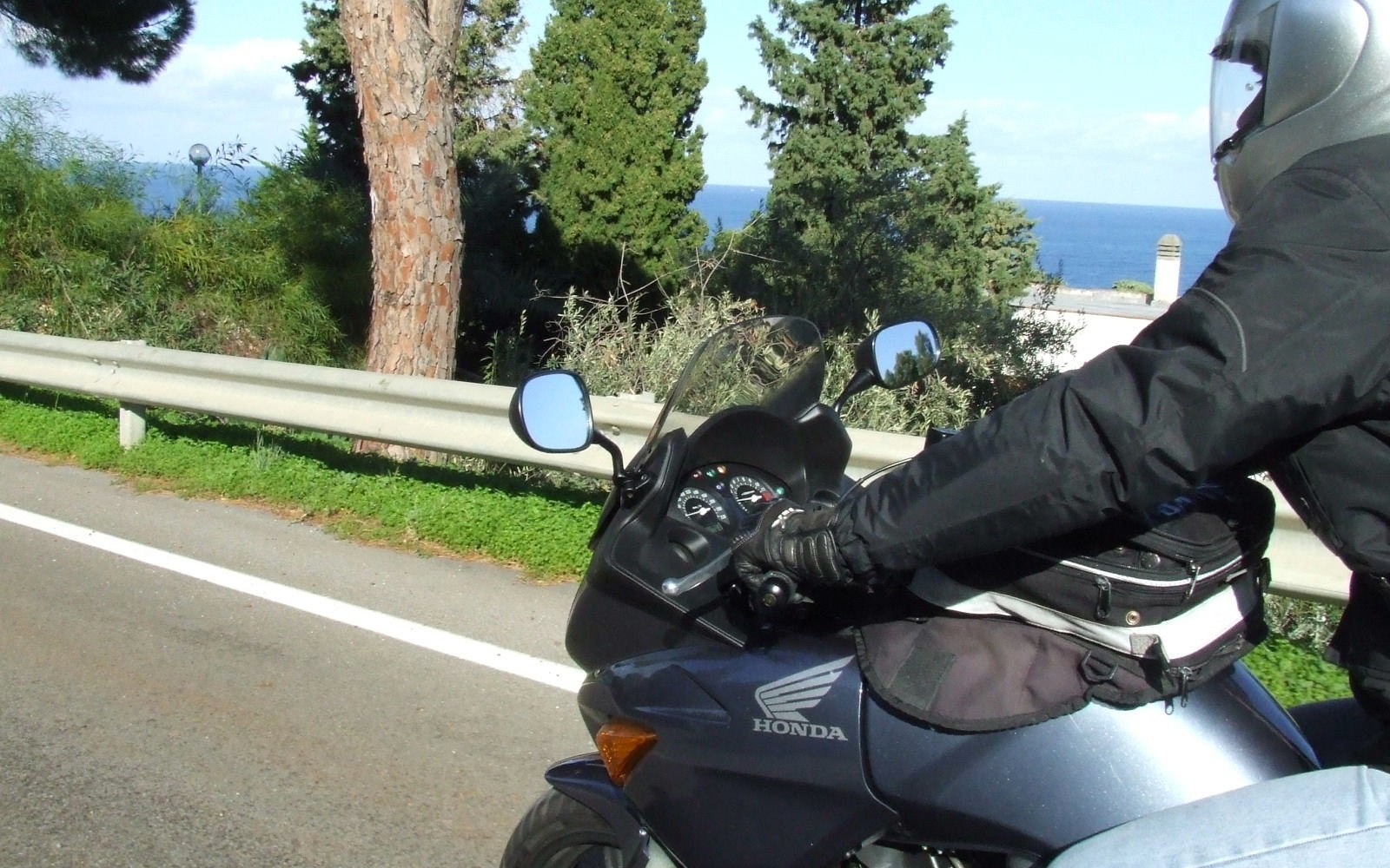 Discover our routes Discover our routes